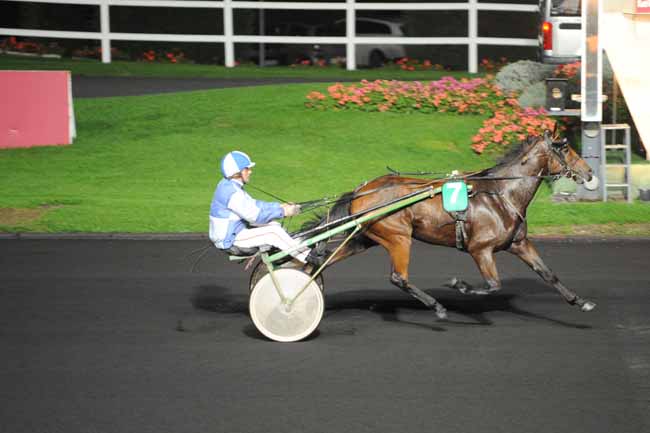 Arrivée quinté pmu PRIX COLUMBA à PARIS-VINCENNES