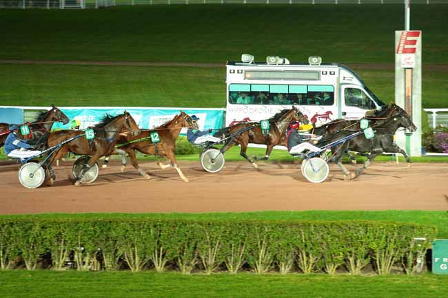 Arrivée quinté pmu PRIX DE LA PORTE DE SAINT-MANDE à ENGHIEN