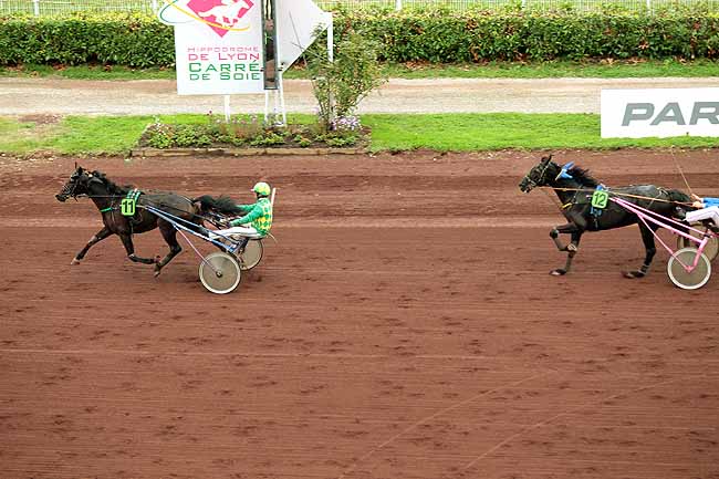 Arrivée quinté pmu PRIX DE BORDEAUX (GR B) à LYON LA SOIE