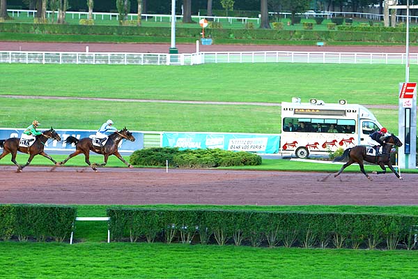 Arrivée quinté pmu PRIX DE LA PLACE DU CANADA à ENGHIEN