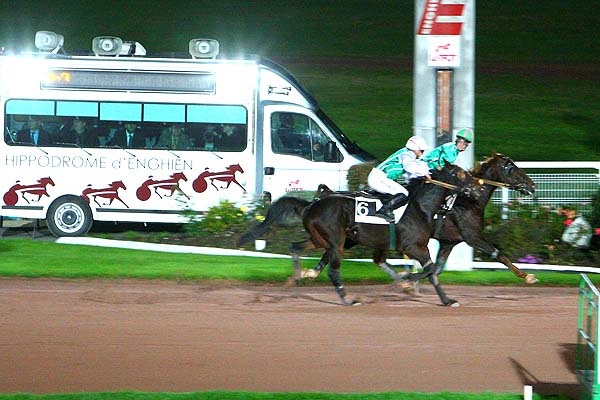 Arrivée quinté pmu PRIX DU PONT ROYAL à ENGHIEN