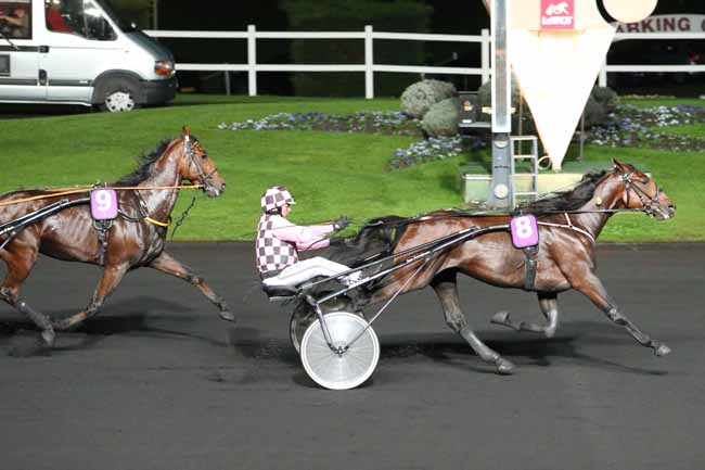 Arrivée quinté pmu PRIX CASTOR à PARIS-VINCENNES