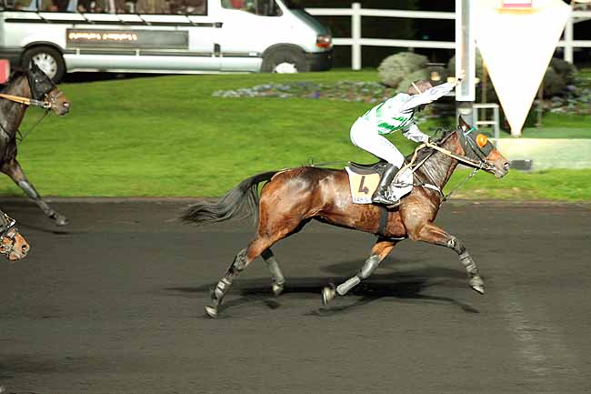 Arrivée quinté pmu PRIX BRUCIA à PARIS-VINCENNES