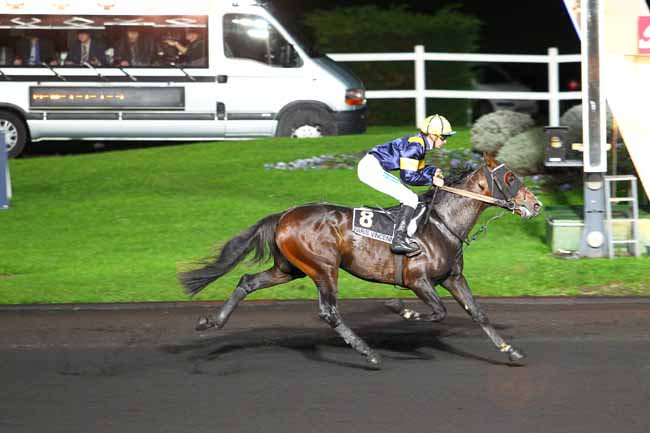 Arrivée quinté pmu PRIX SOPHIA à PARIS-VINCENNES