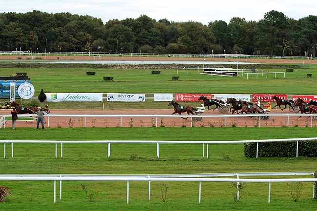 Arrivée quinté pmu PRIX YVES BOURNAZEL à BORDEAUX-LE BOUSCAT