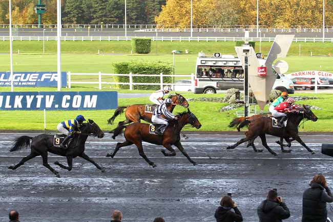 Arrivée quinté pmu PRIX DE VITTEAUX à PARIS-VINCENNES