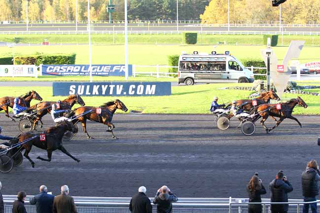 Arrivée quinté pmu PRIX DE BACQUEVILLE à PARIS-VINCENNES