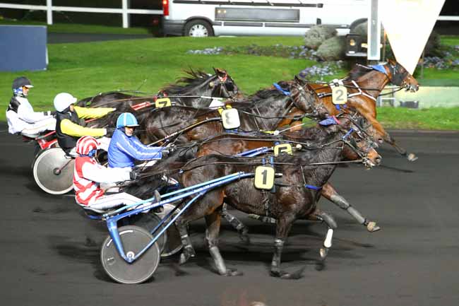 Arrivée quinté pmu PRIX MIZAR à PARIS-VINCENNES