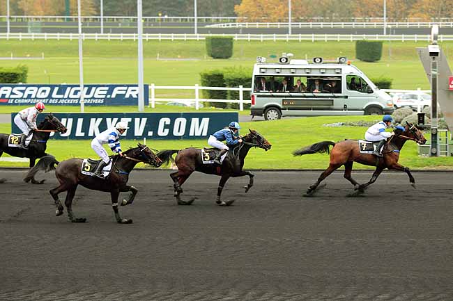 Arrivée quinté pmu PRIX DE CORMELLES à PARIS-VINCENNES