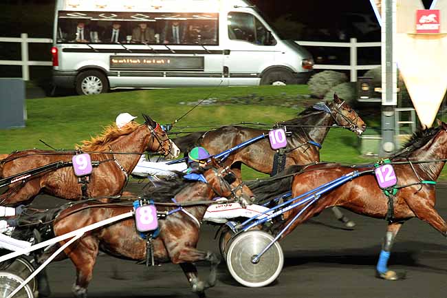 Arrivée quinté pmu PRIX HESTIA à PARIS-VINCENNES
