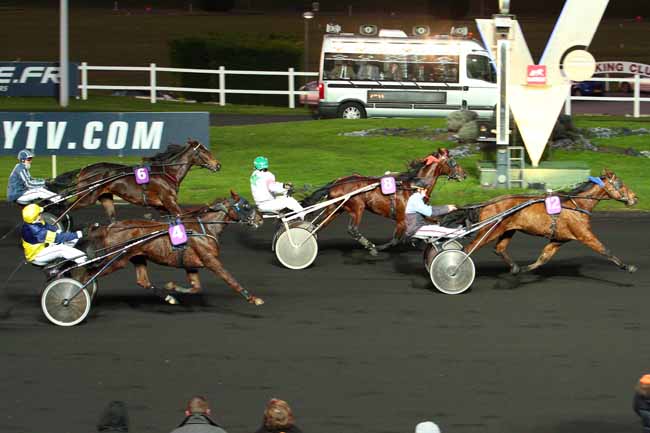 Arrivée quinté pmu PRIX DE CASTELNAUDARY à PARIS-VINCENNES