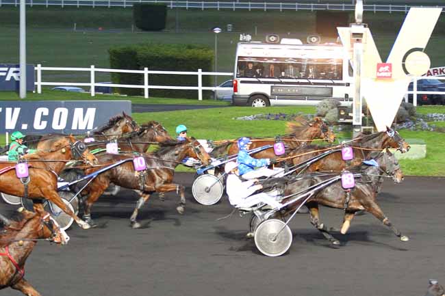 Arrivée quinté pmu PRIX DU PERTRE à PARIS-VINCENNES