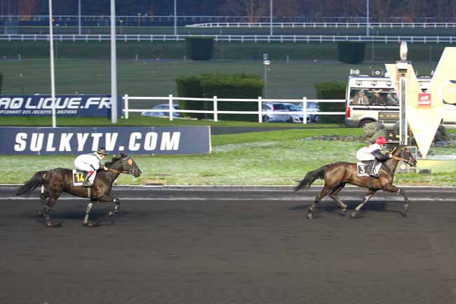 Arrivée quinté pmu PRIX DE VILLEFRANCHE à PARIS-VINCENNES