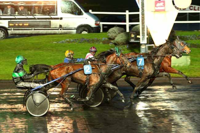 Arrivée quinté pmu PRIX DES FREESIAS à PARIS-VINCENNES