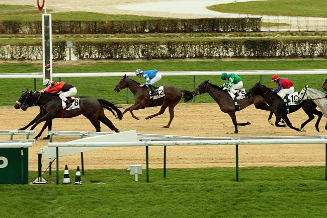 Arrivée quinté pmu PRIX DE SAINT-VAAST-LA-HOUGUE à DEAUVILLE