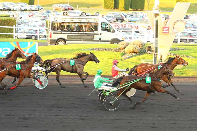 Arrivée quinté pmu PRIX DE NOZAY à PARIS-VINCENNES