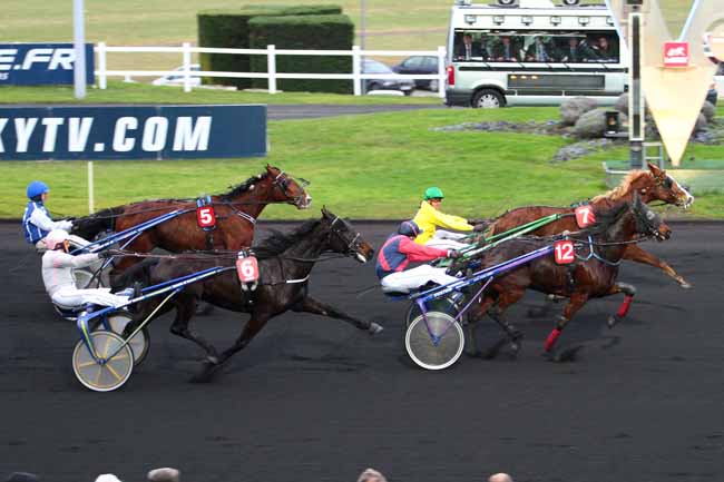 Arrivée quinté pmu PRIX DE TOURNON (GR A) à PARIS-VINCENNES