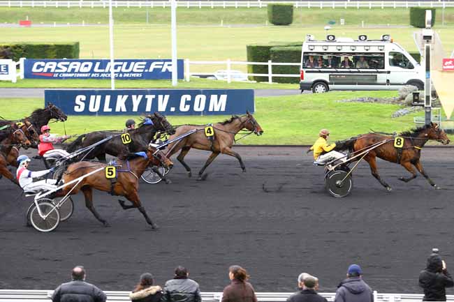 Arrivée quinté pmu PRIX DE CHATELGUYON à PARIS-VINCENNES