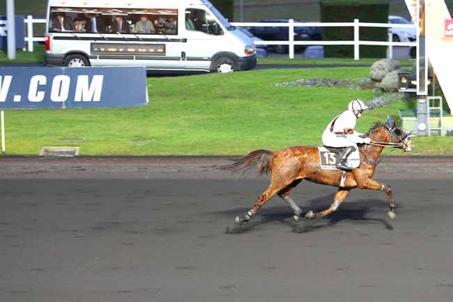 Arrivée quinté pmu PRIX DE NIMES à PARIS-VINCENNES