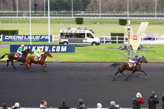 Arrivée quinté pmu PRIX DE SUCY à PARIS-VINCENNES