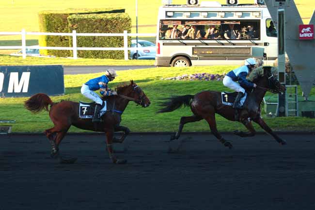 Arrivée quinté pmu PRIX DE GUERLESQUIN à PARIS-VINCENNES