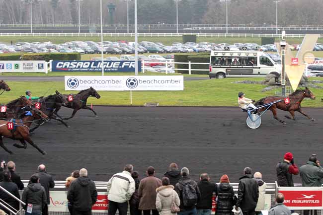 Arrivée quinté pmu PRIX DE MACHECOUL à PARIS-VINCENNES