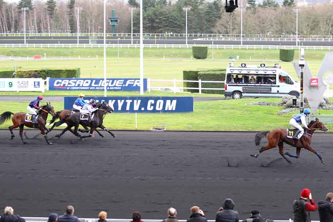 Arrivée quinté pmu PRIX DE BOLLENE à PARIS-VINCENNES
