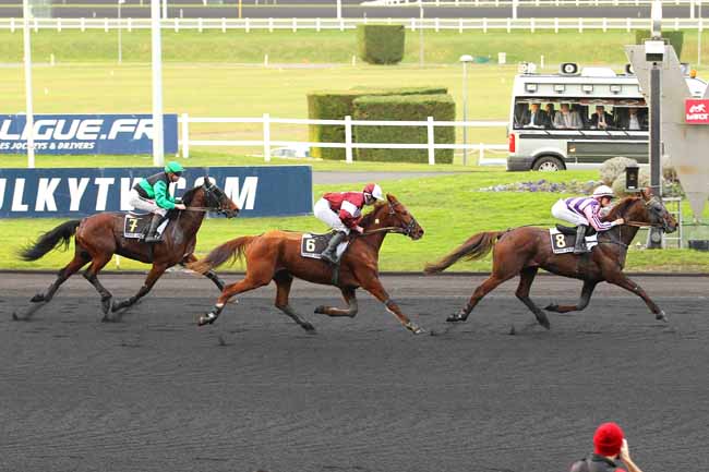 Arrivée quinté pmu PRIX DE BOULAY à PARIS-VINCENNES