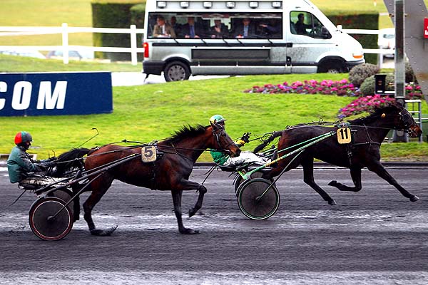 Arrivée quinté pmu PRIX MAURICE BERNARDET - PRIX DE DARNETAL à PARIS-VINCENNES