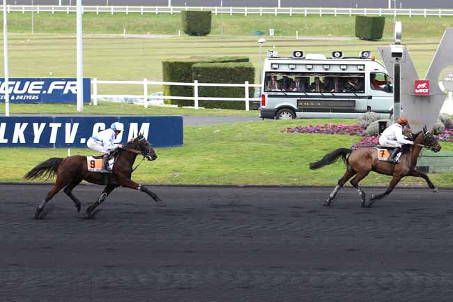 Arrivée quinté pmu PRIX DECIDEE à PARIS-VINCENNES