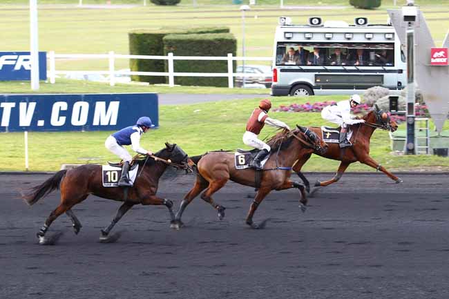 Arrivée quinté pmu PRIX DE MONTEBOURG à PARIS-VINCENNES