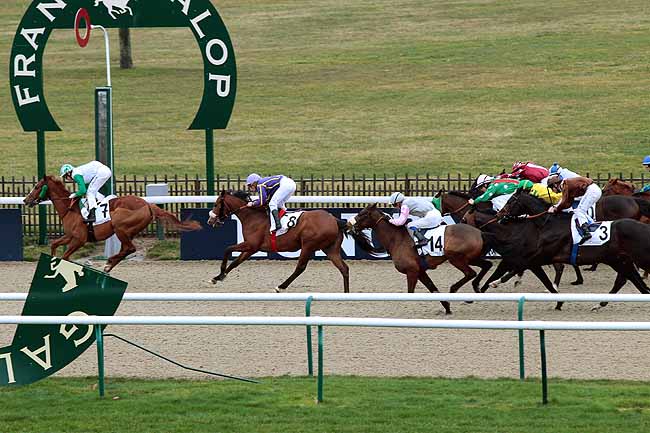 Arrivée quinté pmu PRIX DE LA ROUTE DES GENETS à CHANTILLY
