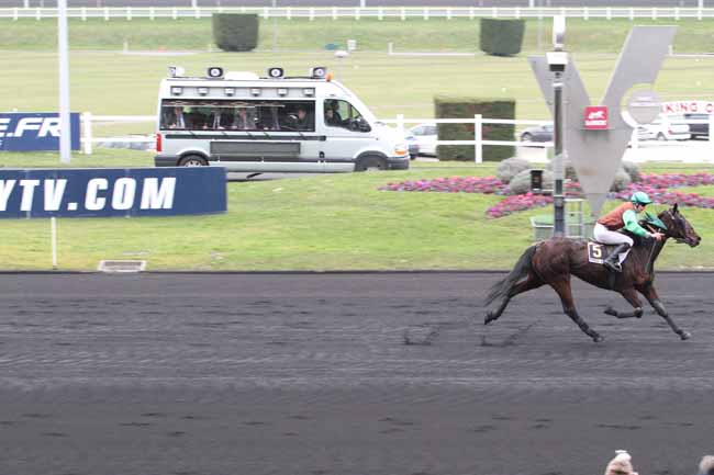 Arrivée quinté pmu PRIX DE CERISY à PARIS-VINCENNES