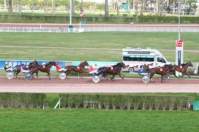Arrivée quinté pmu PRIX DE L'AUTHIE à ENGHIEN