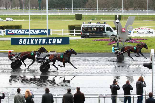 Arrivée quinté pmu PRIX DE TIGNES à PARIS-VINCENNES