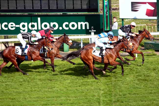 Arrivée quinté pmu PRIX DU JARDIN DE L'AVRE à SAINT-CLOUD