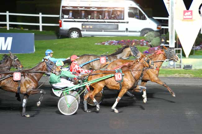 Arrivée quinté pmu PRIX ENCELADUS à PARIS-VINCENNES