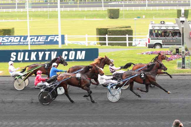 Arrivée quinté pmu PRIX DE GUEUGNON à PARIS-VINCENNES