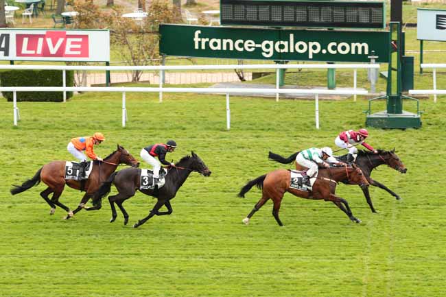 Arrivée quinté pmu PRIX D'ESTRUVAL à SAINT-CLOUD