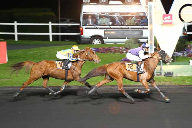 Arrivée quinté pmu PRIX DU CARROUSEL DES LANCES - PRIX MONOCEROS à PARIS-VINCENNES