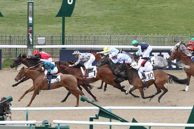 Arrivée quinté pmu PRIX DE LA FU MADAME à CHANTILLY