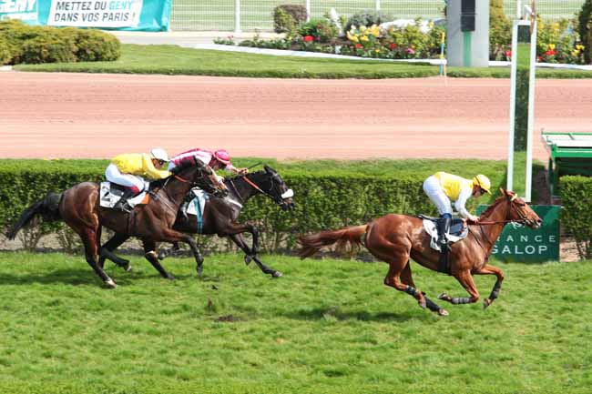 Arrivée quinté pmu PRIX DE DINARD à ENGHIEN