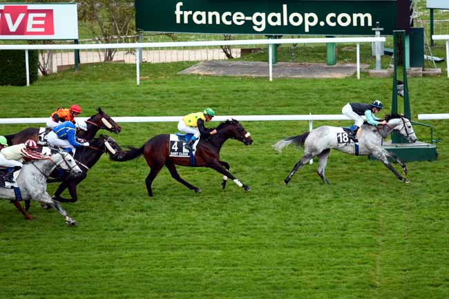 Arrivée quinté pmu PRIX DES PYRENEES ATLANTIQUES à SAINT-CLOUD