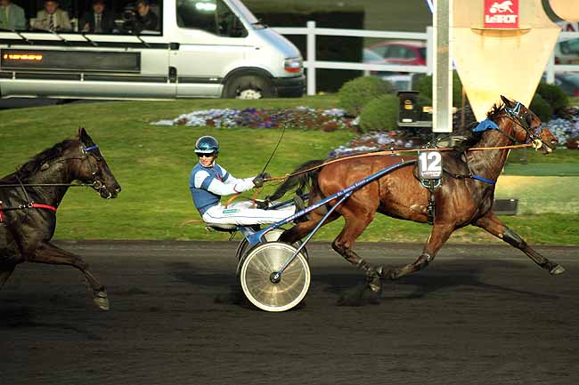 Arrivée quinté pmu PRIX EUKRATE à PARIS-VINCENNES