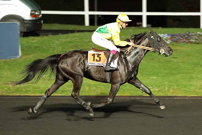 Arrivée quinté pmu PRIX MIRIAM à PARIS-VINCENNES
