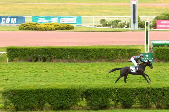 Arrivée quinté pmu PRIX D'ARTIXAGUE à ENGHIEN