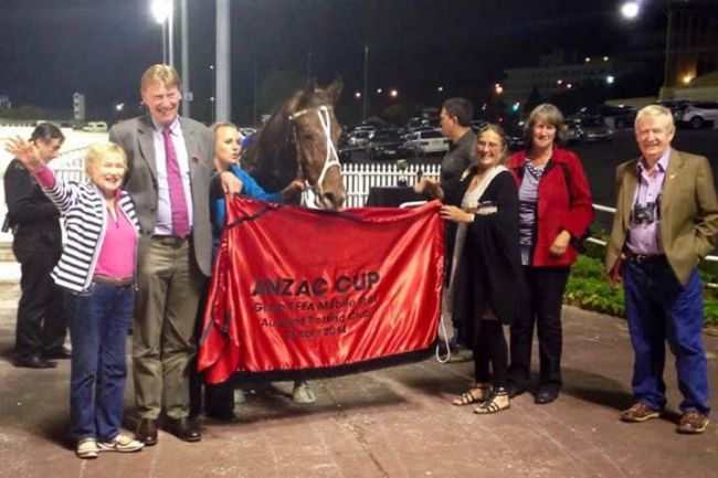 Arrivée quinté pmu 2014 ANZAC CUP à ALEXANDRA PARK