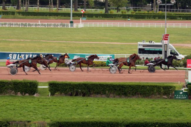 Arrivée quinté pmu PRIX DE MILLAU à ENGHIEN