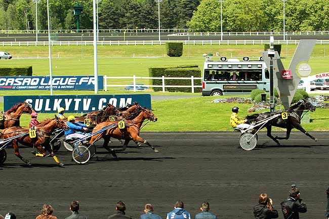 Arrivée quinté pmu PRIX DE COMBREE à PARIS-VINCENNES