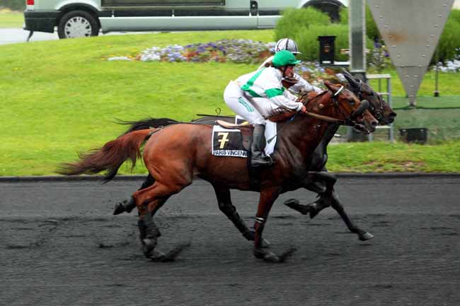 Arrivée quinté pmu PRIX DE RENNES à PARIS-VINCENNES
